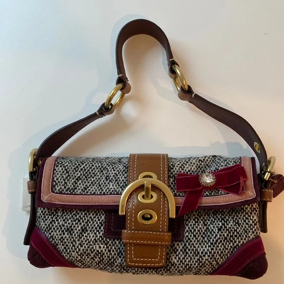 Coach Vintage Tweed Velvet and Leather Clutch - Picture 1 of 11